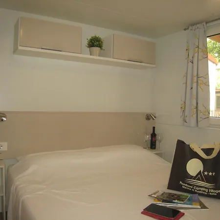 Kamp alanı Piomboni Village Marina di Ravenna