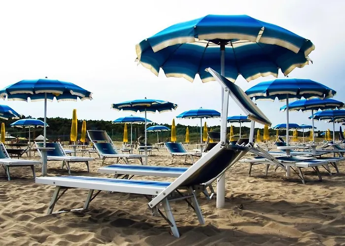 Camping Piomboni Village